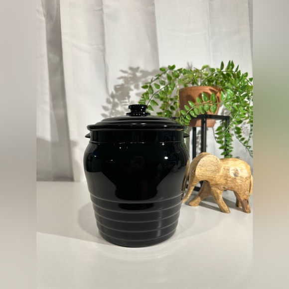 Vintage Amethyst Black Glass Covered Cookie Jar - Picture 2 of 7